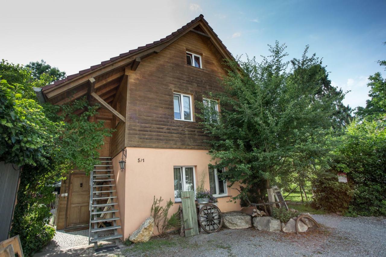 La Rimessa Ferienappartement Friedrichshafen Bagian luar foto